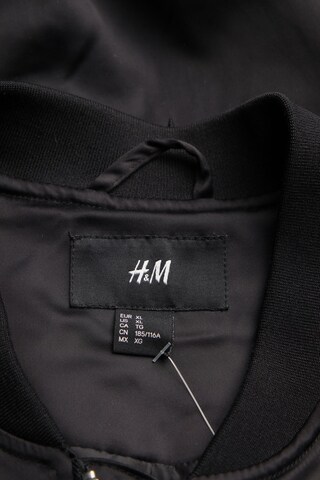 H&M Jacket & Coat in XL in Black
