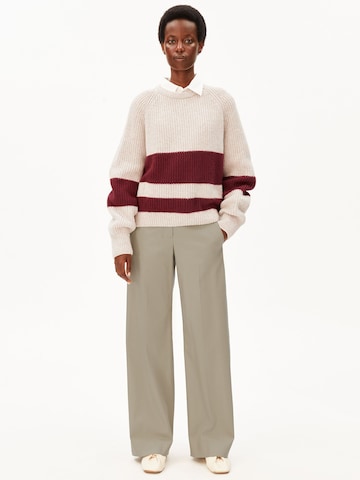 ARMEDANGELS Regular Trousers in Green