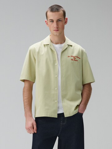 Next Regularny krój Koszula w kolorze zielony: przód