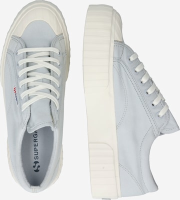 SUPERGA Sneaker in Grau