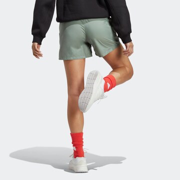 ADIDAS SPORTSWEAR Regular Sportbroek 'City Escape' in Groen