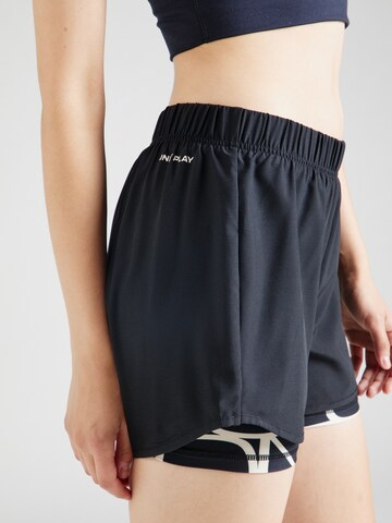 ONLY PLAY Regular Sportshorts in Schwarz