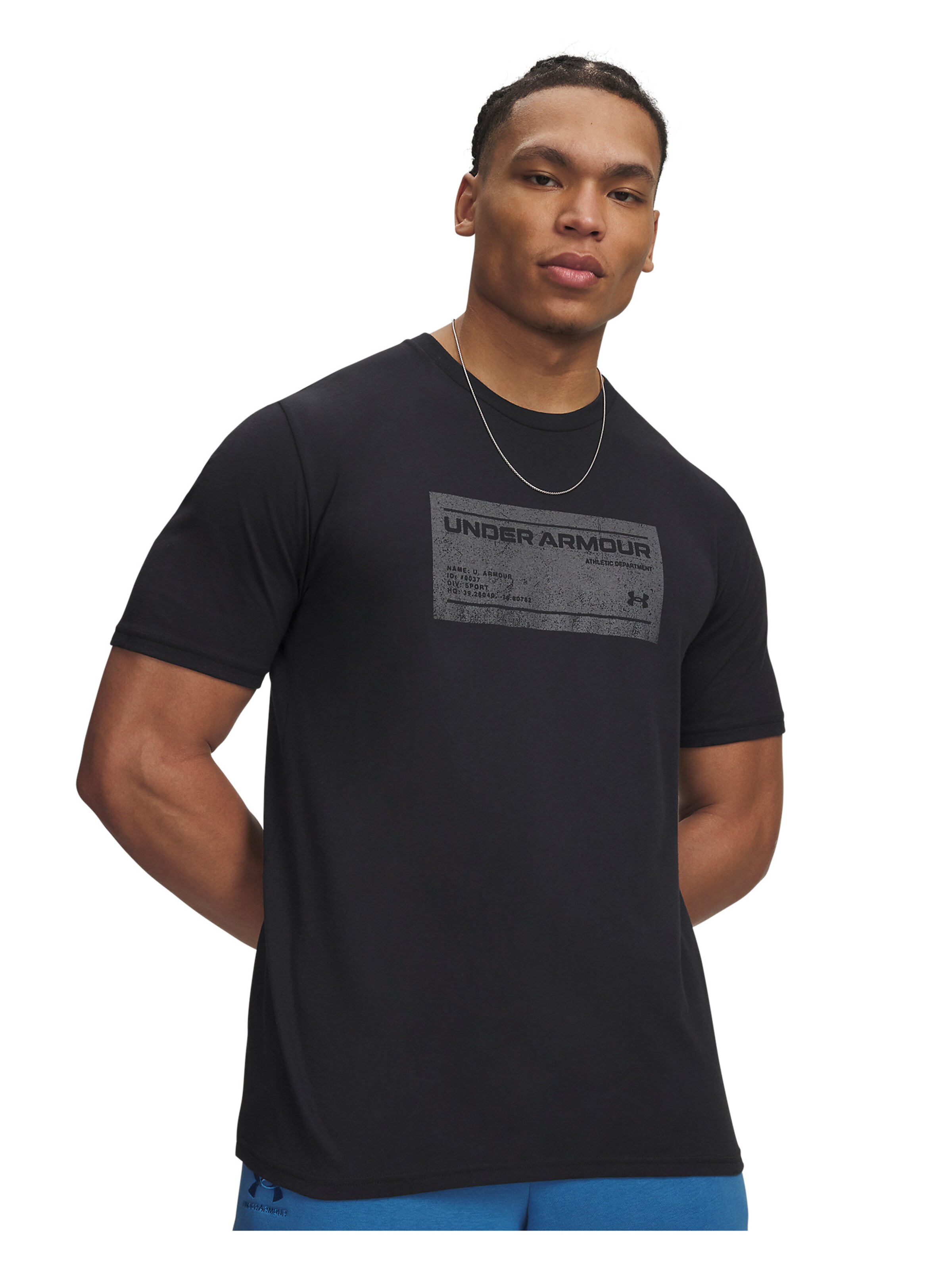 UNDER ARMOUR Functioneel shirt in Zwart: voorkant