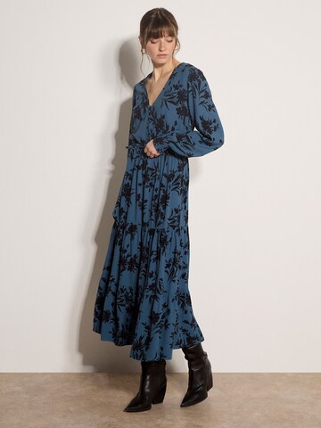 Apricot Dress ' ' in Blue