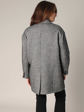 Manteau mi-saison 'Kalissa' Deeluxe en noir