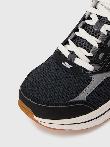 Sneaker low 'GO RUN CONSISTENT 2.0' de la SKECHERS pe negru