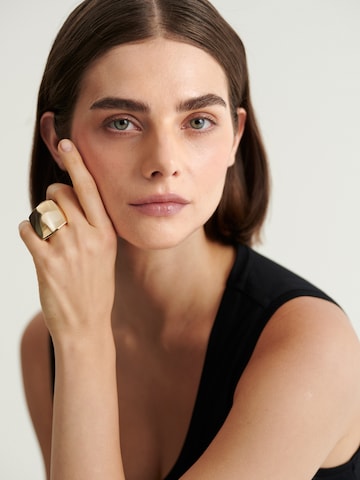 TATUUM Ring 'Dot' in Gold: Vorderseite