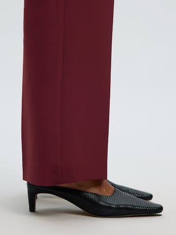 Wide Leg Pantalon à plis 'SLFRita' SELECTED en rouge