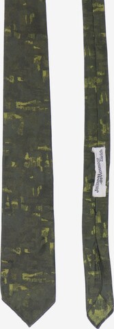 TIMESMAN TERYLENE Tie & Bow Tie in One size in Green: front