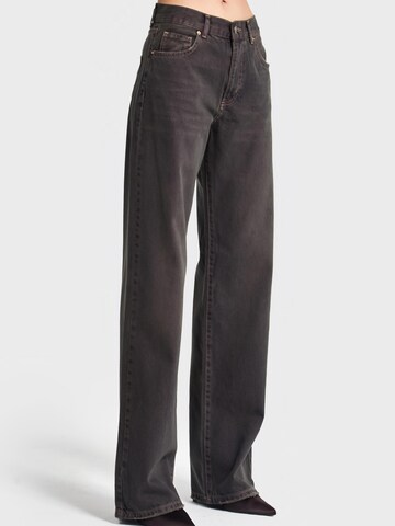 IT'S BASIC Loosefit Jeans 'Loose Mid Rise' in Rood