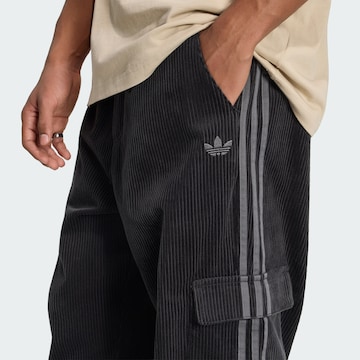 Loosefit Pantaloni cargo 'Adicolor' di ADIDAS ORIGINALS in nero