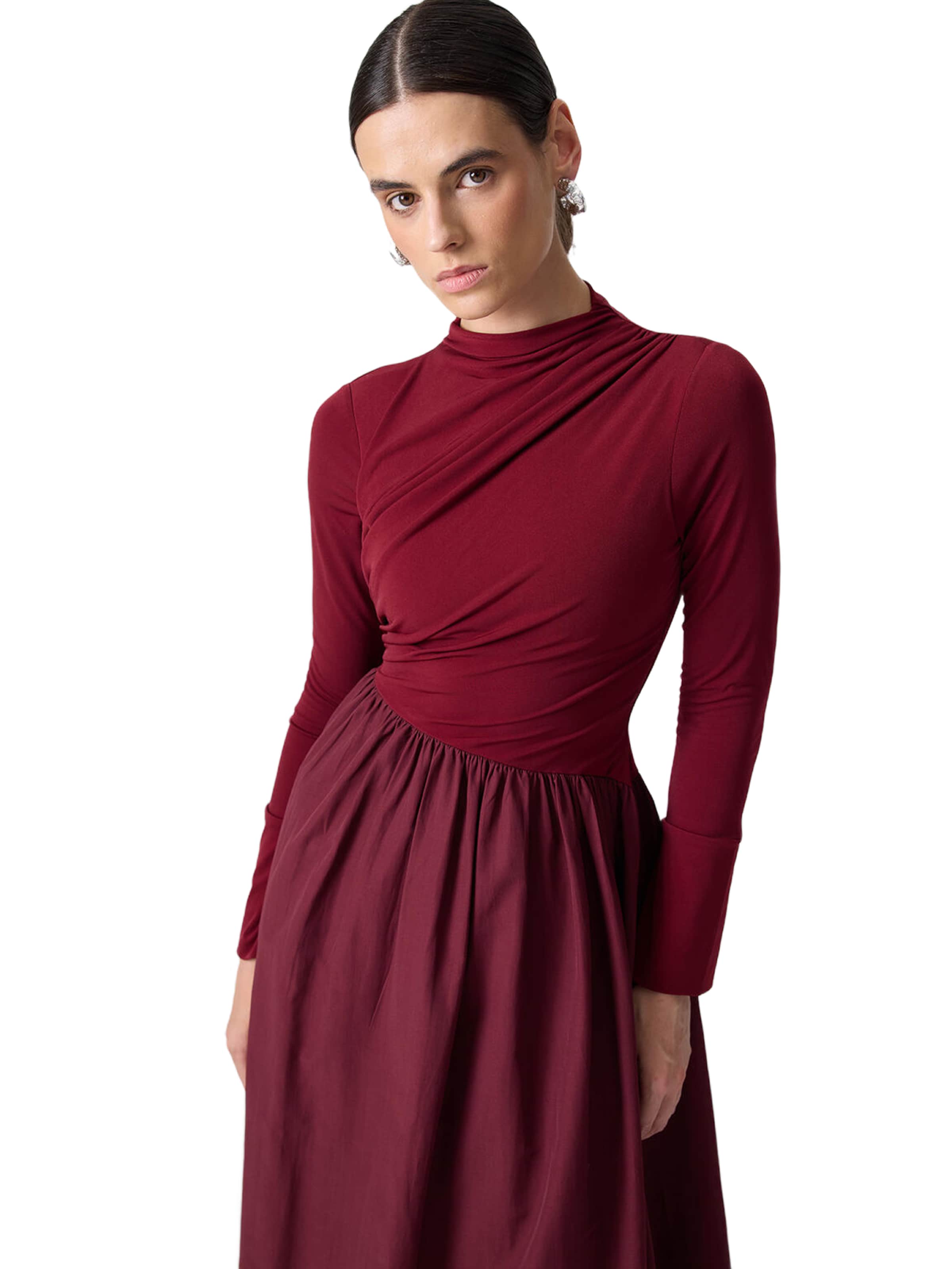Robe Touche Prive en rouge