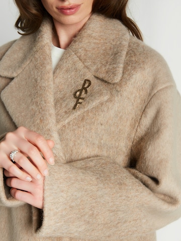 RUE de FEMME - Sobretudo de inverno ' Kanzina ' em bege: frente
