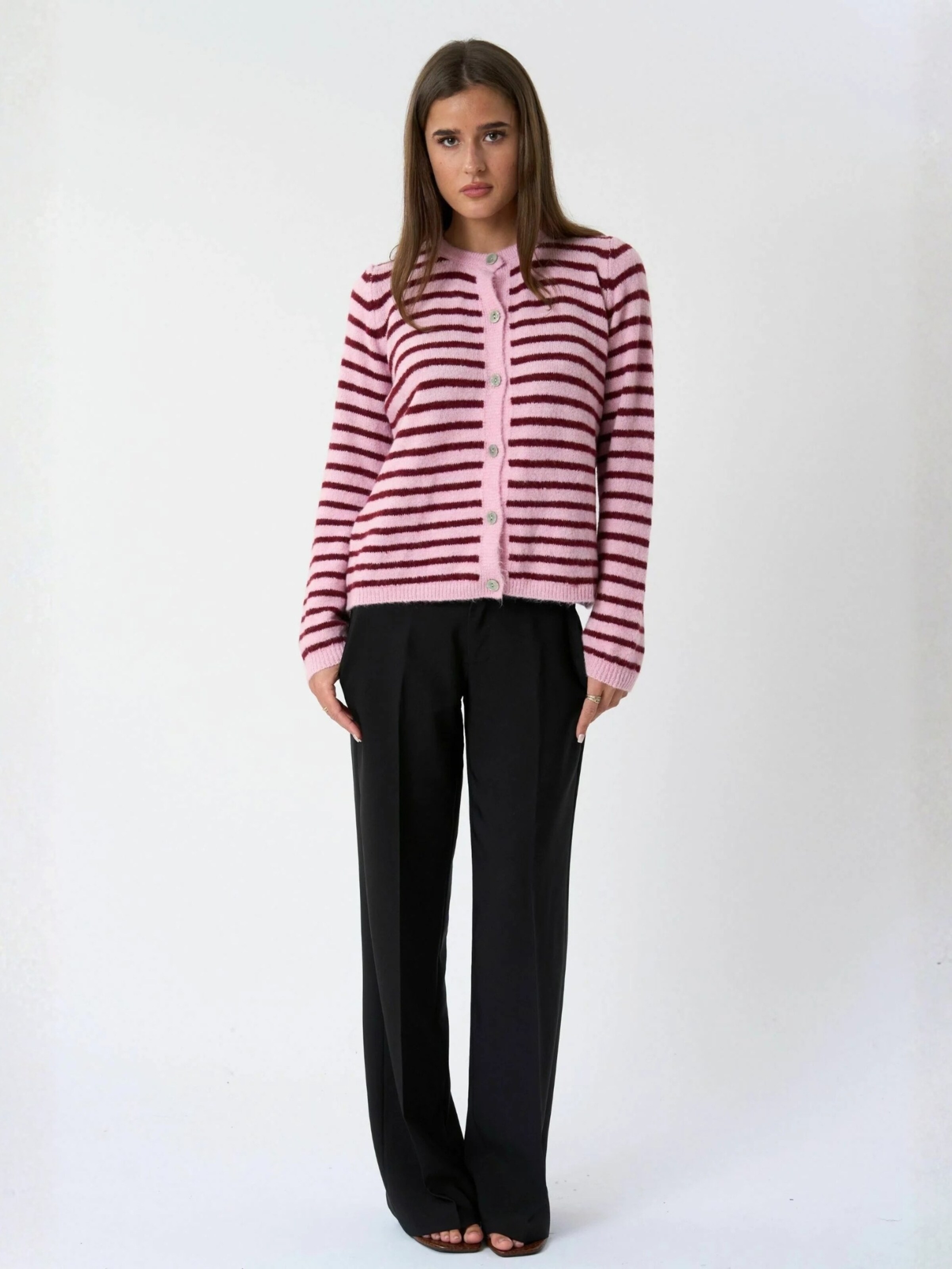 TEESHOPPEN Sweter ' Crizette ' w kolorze czerwony