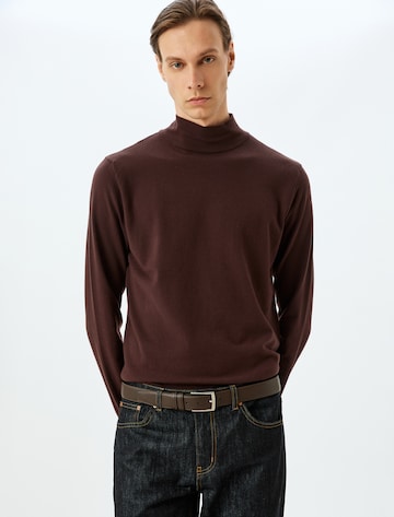 Koton Sweater in Brown: front