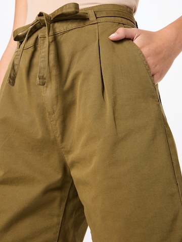 Loosefit Pantaloni con pieghe di ESPRIT in verde