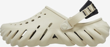 Sabots 'Echo-Slipper' Crocs en blanc : devant