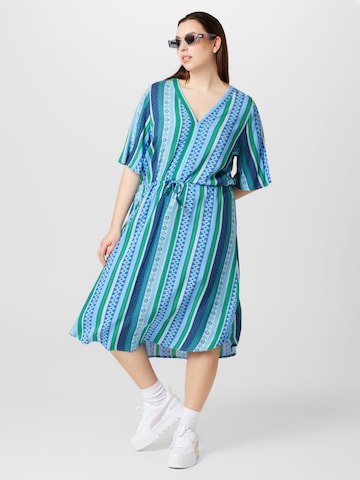 Robe 'MARRAKESH' ONLY Carmakoma en bleu