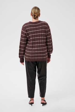 KAFFE CURVE Sweater in Brown