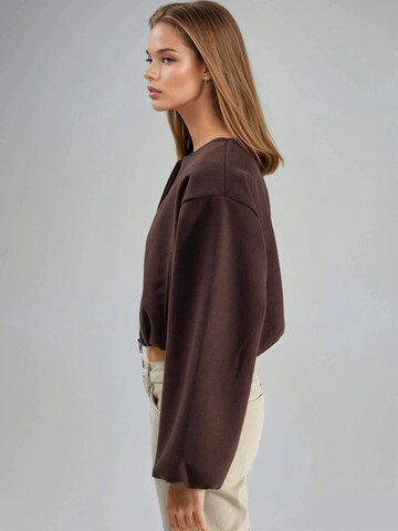 Busem Between-Season Jacket in Brown