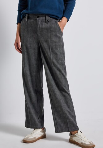 STREET ONE Slim fit Pants in Grey: front