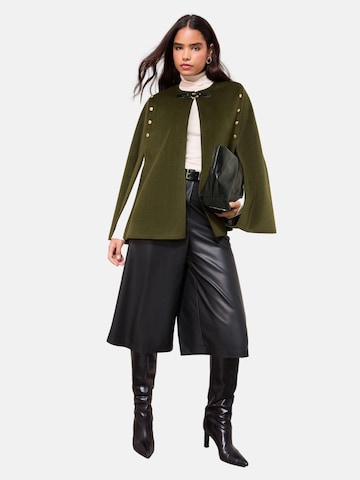 Friends Like These Cape in Grün