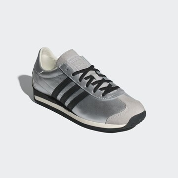 Baskets basses 'COUNTRY' ADIDAS ORIGINALS en argent