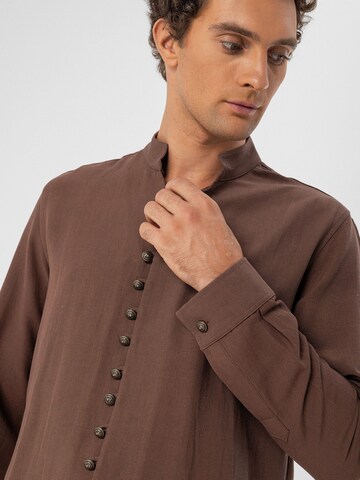 Antioch Regular fit Button Up Shirt in Brown