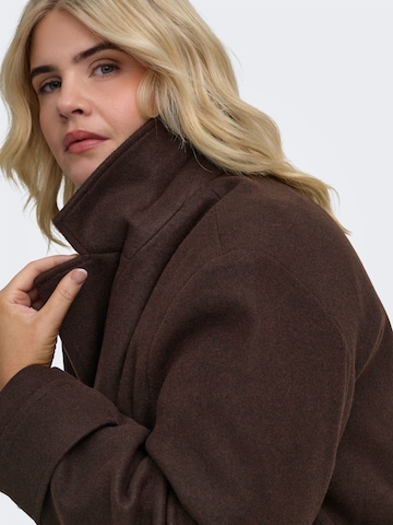 Veste mi-saison 'CARFreja' ONLY Carmakoma en marron