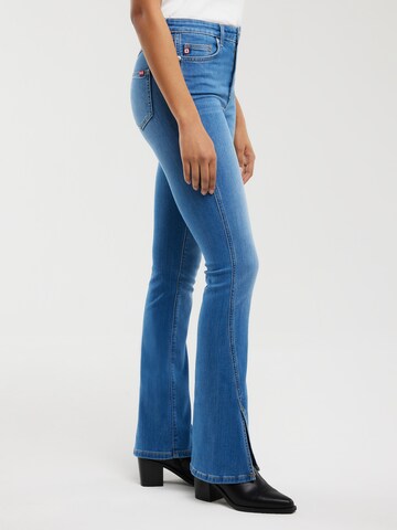BIG STAR Flared Jeans 'Blake' in Blau