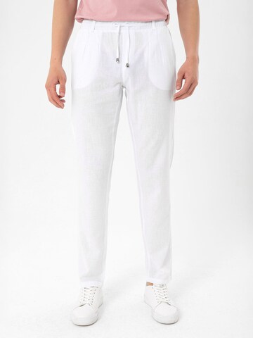 regular Pantaloni di By Diess Collection in bianco: frontale