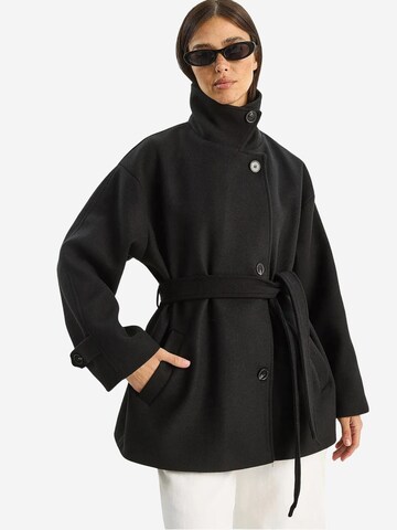 Bianco Lucci Mantel in Schwarz