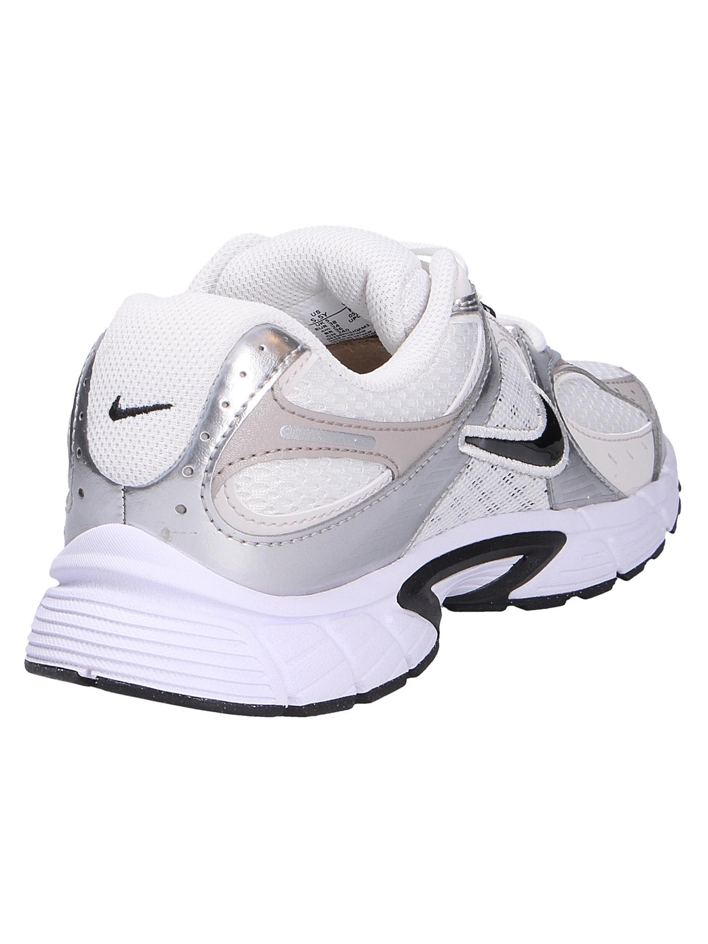 NIKE Спортивная обувь 'V5 RNR GS' в Белый