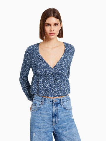 Bershka Blouse in Blauw: voorkant