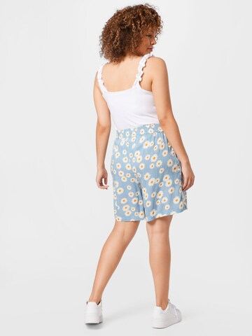 ONLY Curve Regular Shorts 'Inc' in Blau