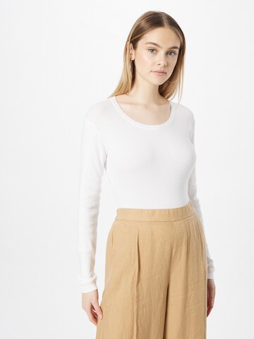 UNITED COLORS OF BENETTON Sweater in White: front