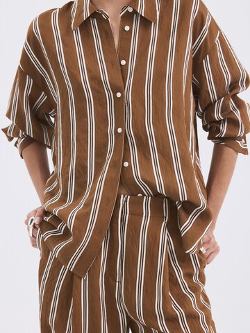 Camicia da donna 'SALSI' di MANGO in marrone