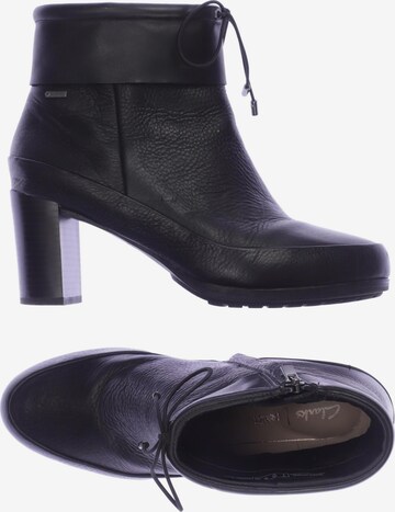 CLARKS Dress Boots in 41 in Black: front