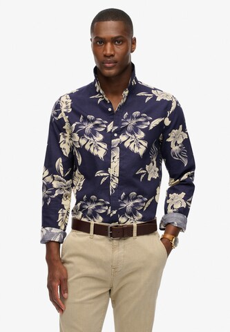Coupe slim Chemise Superdry en bleu : devant
