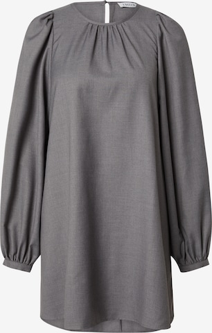 Rochie 'Maija' de la EDITED pe gri: față