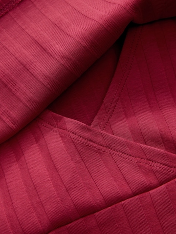 NextHaljina - crvena boja