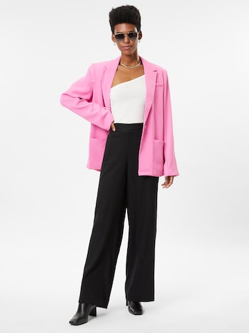 NA-KD - Blazer 'Melissa Bentsen' em rosa