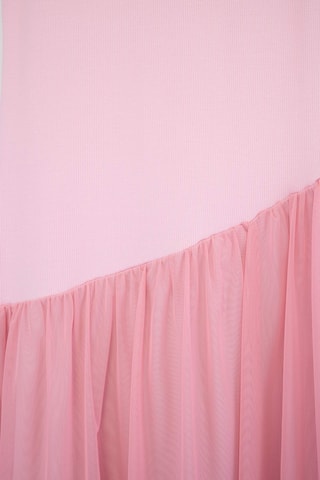 Trendyol - Vestido em rosa