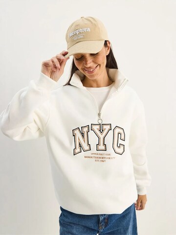 Felpa di Bianco Lucci in bianco