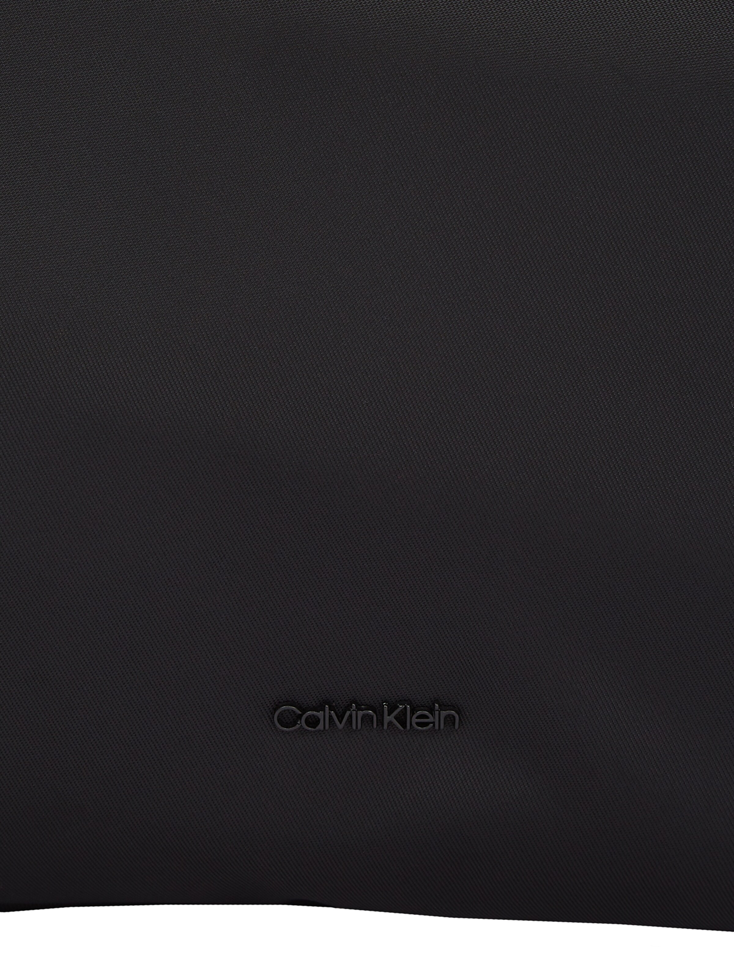 Calvin Klein Skuldertaske i sort