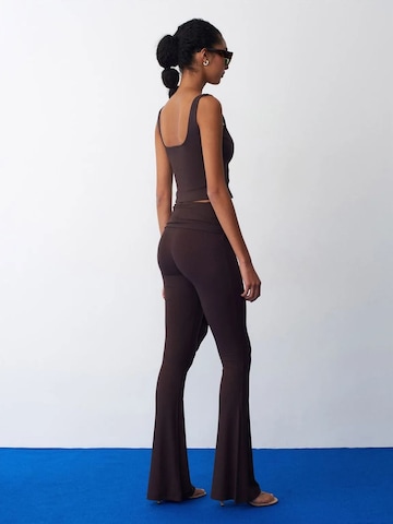 Dilvin Flared Pants in Brown