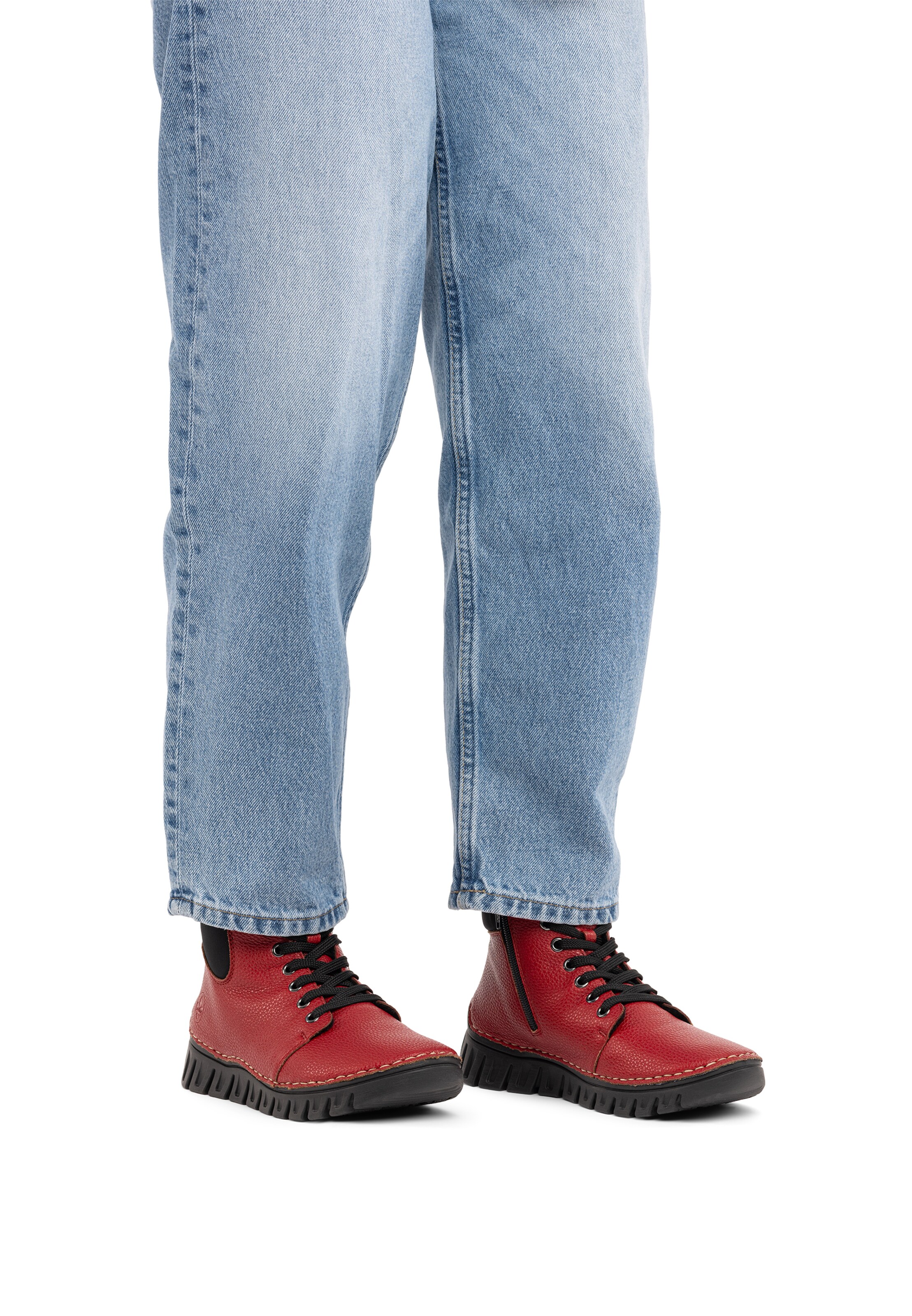 Bottes à lacets Rieker en rouge : devant