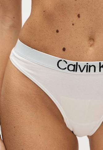 Calvin Klein Tanga – bílá