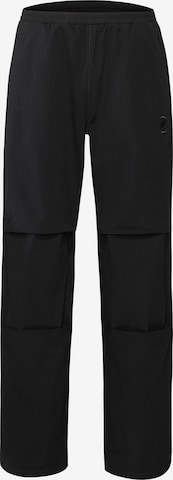 MAMMUT Outdoor Pants in Black: front