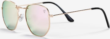 CHPO Aurinkolasit 'Ian' värissä kulta: etupuoli